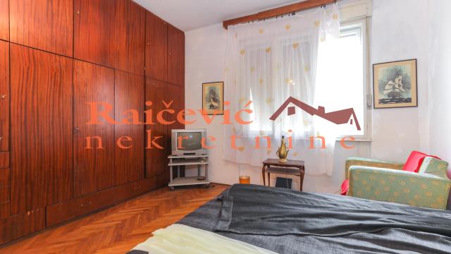 Stan, Troiposoban, Prodaja, 95m2, SC Vračar, Vračar, Sredacka