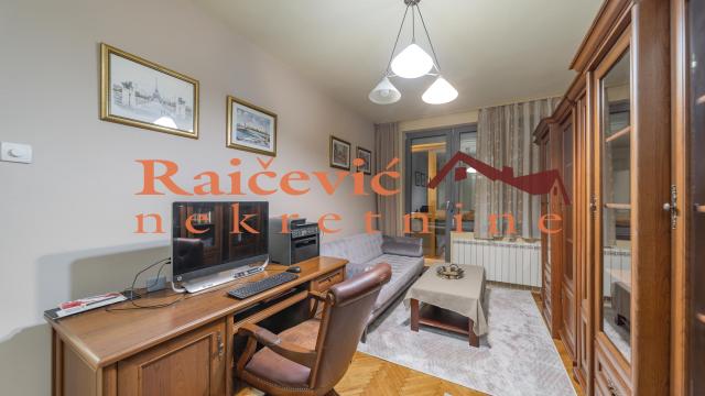 Stan, četvorosoban, Prodaja, 104m2, Gradska bolnica, Zvezdara, Cingrijina