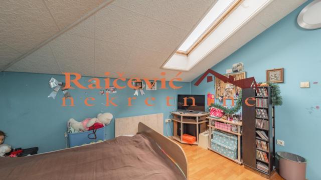 Stan, četvorosoban, Prodaja, 160m2, Profesorska kolonija, Palilula, Osmana Djikica