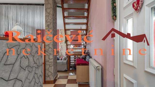 Stan, Trosoban, Prodaja, 115m2, Petlovo brdo, Rakovica, Omladinsko setaliste