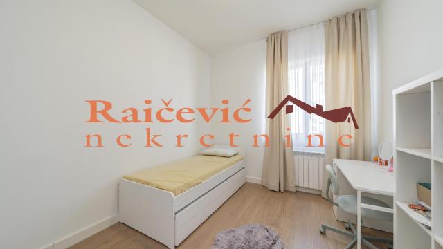 Stan, četvorosoban, Prodaja, 110m2, Beograd na vodi, Savski venac, Luke Celovica Trebinjca