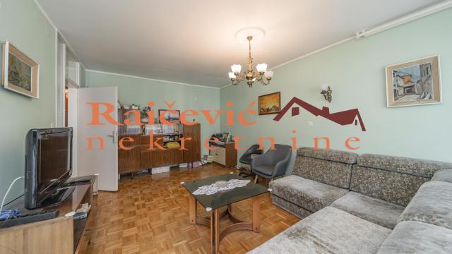 Stan, Petosoban, Prodaja, 152m2, Voždovac, Vojvode Stepe