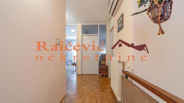 Stan, Petosoban, Prodaja, 152m2, Voždovac, Vojvode Stepe