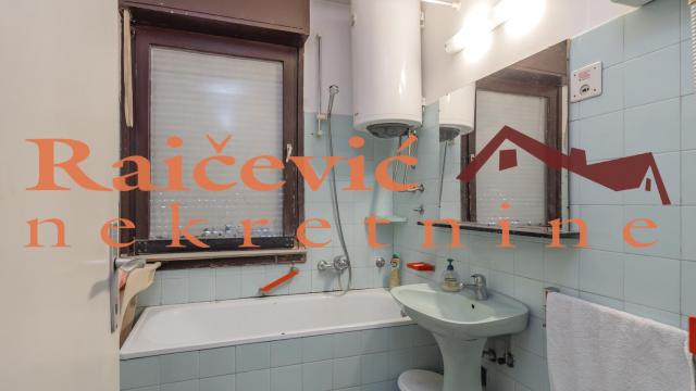 Stan, Petosoban, Prodaja, 152m2, Voždovac, Vojvode Stepe