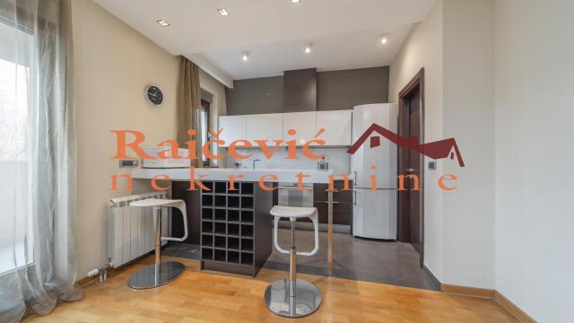 Stan, Petosoban, Prodaja, 160m2, Crveni krst, Vračar, Vilovskog