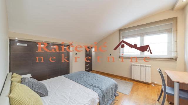 Stan, Petosoban, Prodaja, 160m2, Crveni krst, Vračar, Vilovskog