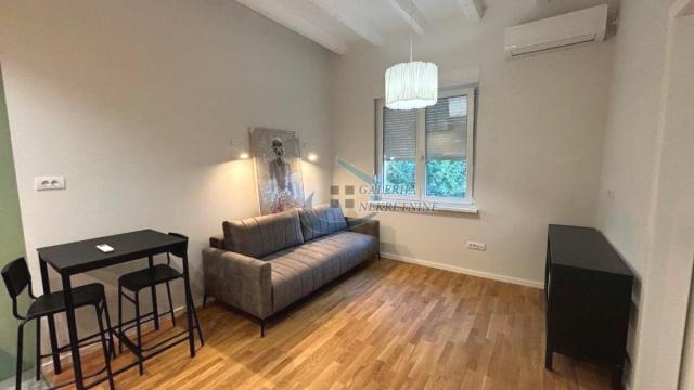 Stan, Jednoiposoban, Prodaja, 29m2, Savski trg - Pristanište, Savski venac, Risanska