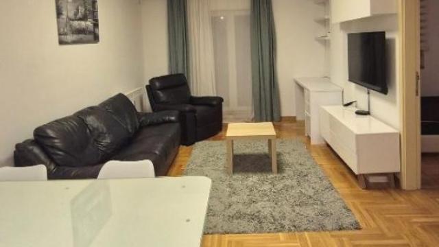 Stan, Dvoiposoban, Izdavanje, 52m2, Djeram pijaca, Zvezdara, Preševska