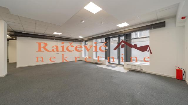 Poslovni prostor, Trosoban, Izdavanje, 140m2, Banovo brdo, Čukarica, Bore Markovica