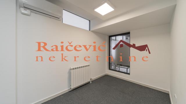 Poslovni prostor, Trosoban, Izdavanje, 140m2, Banovo brdo, Čukarica, Bore Markovica