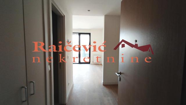 Stan, Garsonjera, Prodaja, 32m2, Beograd na vodi, Savski venac, Kraljice Drage Obrenovic