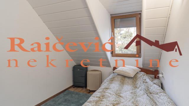 Kuća, četvorosoban, Izdavanje, 110m2, Dedinje, Savski venac, Koste Racina