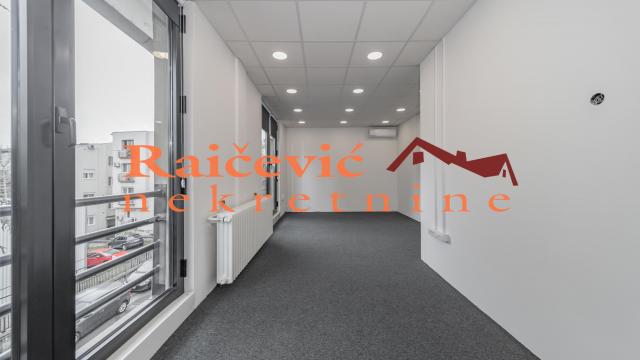 Poslovni prostor, Petosoban, Izdavanje, 200m2, Voždovac, Deli Radivoja