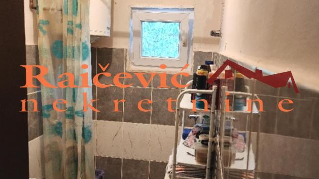 Kuća, Petosoban, Prodaja, 200m2, Ripanj, Voždovac, Put za Petrino brdo