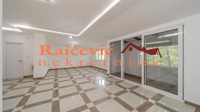 Stan, Trosoban, Prodaja, 83m2, Profesorska kolonija, Palilula, Mise Vujica