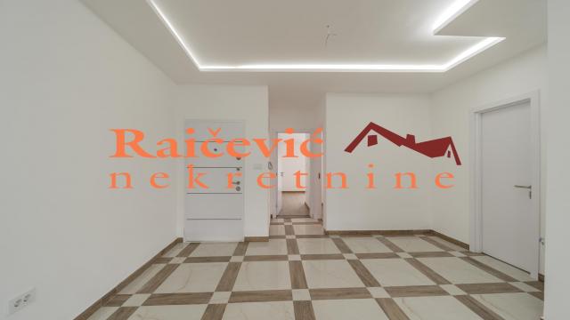 Stan, Trosoban, Prodaja, 83m2, Profesorska kolonija, Palilula, Mise Vujica