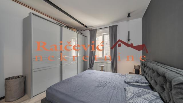 Stan, Trosoban, Prodaja, 83m2, Centar, Savski venac, Admirala Geprata