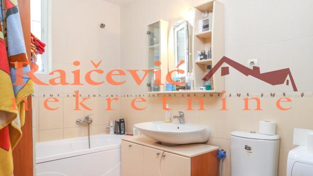 Stan, četvorosoban, Prodaja, 86m2, Voždovac, Vozdovacka crkva