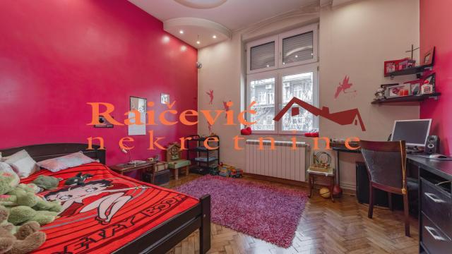 Stan, Trosoban, Prodaja, 86m2, Cvetni trg, Vračar, Resavska