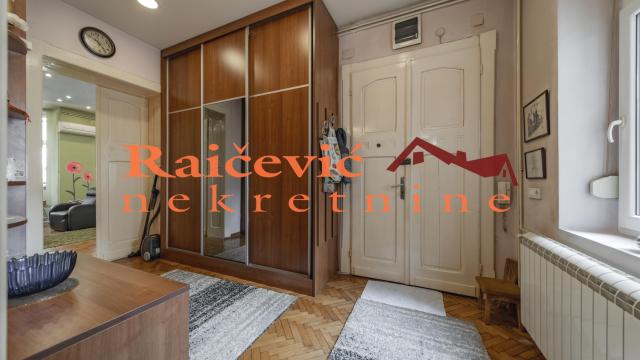 Stan, Trosoban, Prodaja, 86m2, Cvetni trg, Vračar, Resavska