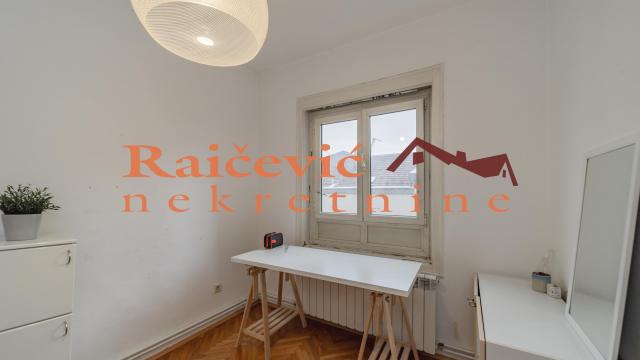 Stan, Trosoban, Prodaja, 68m2, Kalenić pijaca, Vračar, Molerova