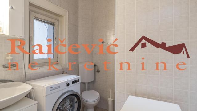 Stan, Trosoban, Prodaja, 68m2, Kalenić pijaca, Vračar, Molerova