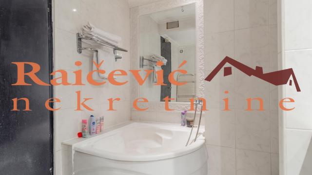 Stan, četvorosoban, Prodaja, 167m2, Blok 70a, Novi Beograd, Omladinskih brigada