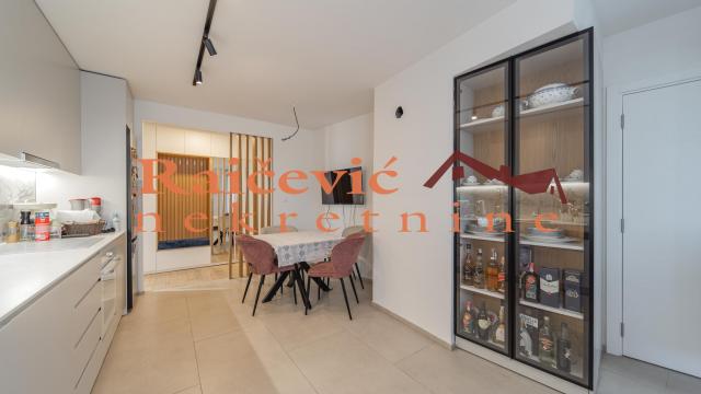 Stan, Trosoban, Prodaja, 136m2, Centar, Savski venac, Durmitorska