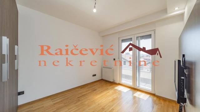 Stan, četvorosoban, Prodaja, 132m2, Voždovac, Gligorija Vozarevica