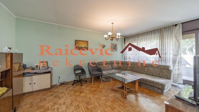 Stan, Petosoban, Prodaja, 152m2, Voždovac, Vojvode Stepe