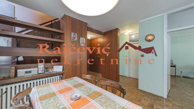 Stan, Petosoban, Prodaja, 152m2, Voždovac, Vojvode Stepe