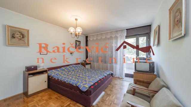 Stan, Petosoban, Prodaja, 152m2, Voždovac, Vojvode Stepe