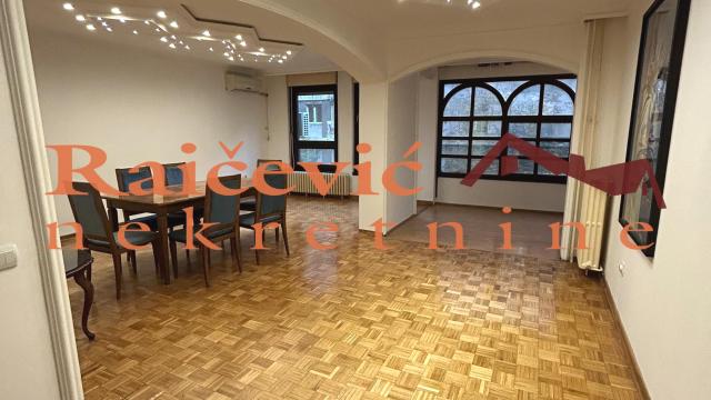 Stan, Trosoban, Izdavanje, 115m2, Kalenić pijaca, Vračar, Golsvordijeva