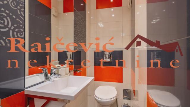 Stan, Troiposoban, Izdavanje, 120m2, Kalenić pijaca, Vračar, Kursulina