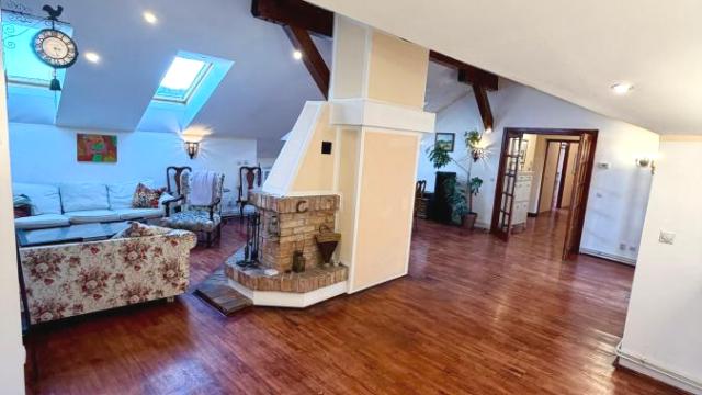 Stan, Petosoban, Izdavanje, 200m2, Skadarlija, Stari grad, Skadarska