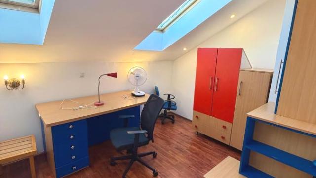 Stan, Petosoban, Izdavanje, 200m2, Skadarlija, Stari grad, Skadarska