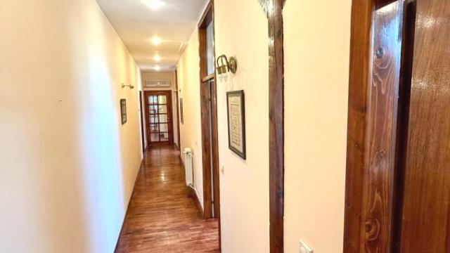 Stan, Petosoban, Izdavanje, 200m2, Skadarlija, Stari grad, Skadarska