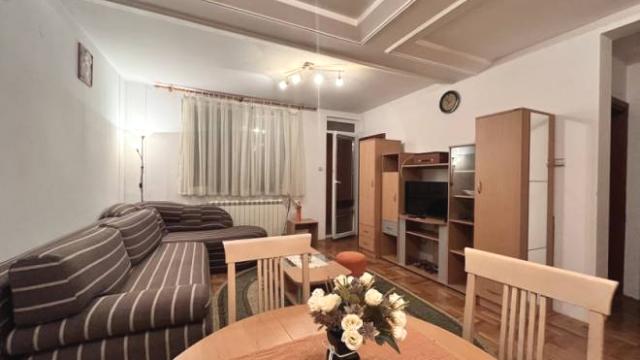 Stan, Trosoban, Izdavanje, 55m2, Mehmeda Sokolovića