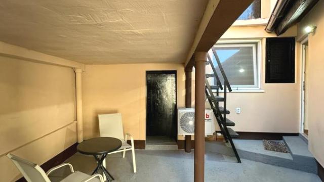 Kuća, Trosoban, Prodaja, 71m2, Širi centar, Gradska lokacija, Sremski Karlovci