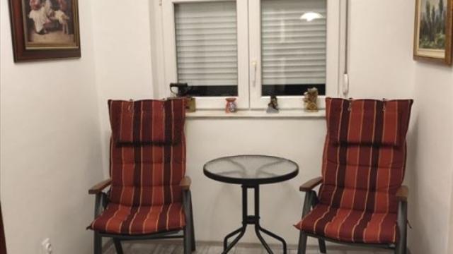 Kuća, Petosoban i veći, Prodaja, 235m2, Zemun, Cetinjska