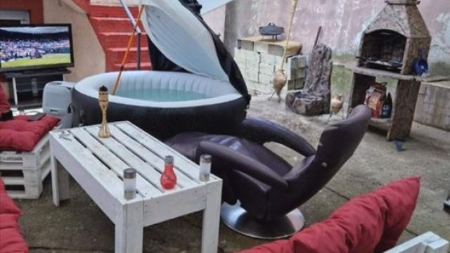 Kuća, Petosoban i veći, Prodaja, 235m2, Zemun, Cetinjska