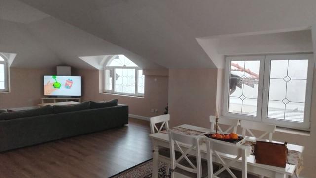 Kuća, Petosoban i veći, Prodaja, 431m2, Višnjička Banja, Palilula, Miloja Vasica