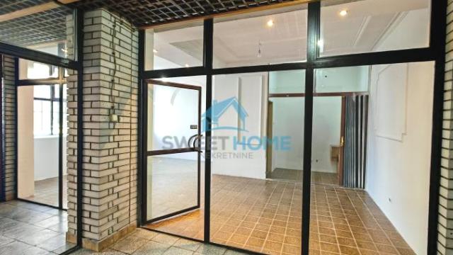 Poslovni prostor, Dvosoban, Prodaja, 50m2, Darvinova pošta, Voždovac, Kumodraška