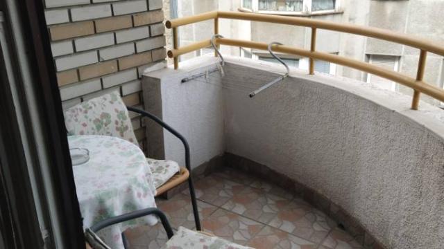 Stan, Dvosoban, Izdavanje, 78m2, Južni bulevar, Vračar, Maksima Gorkog