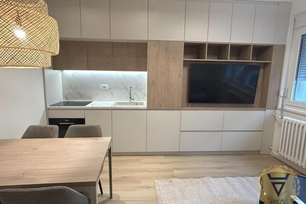 izdavanje, stanova,
slavija-vracar-beograd, 1048070, dvosoban-lazareviceva