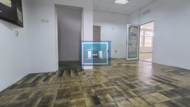Poslovni prostor, Prodaja, 230m2, Gradska lokacija, Ćuprija