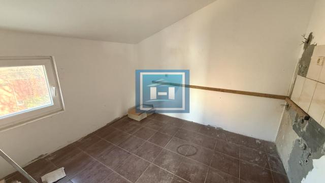 Kuća, Prodaja, 350m2, Centar, Gradska lokacija, Jagodina