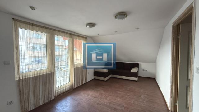 Kuća, Prodaja, 350m2, Centar, Gradska lokacija, Jagodina