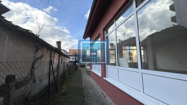 Kuća, Prodaja, 350m2, Centar, Gradska lokacija, Jagodina