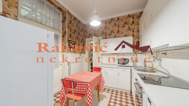 Stan, četvoroiposoban, Prodaja, 120m2, Centar, Stari grad, Hilandarska